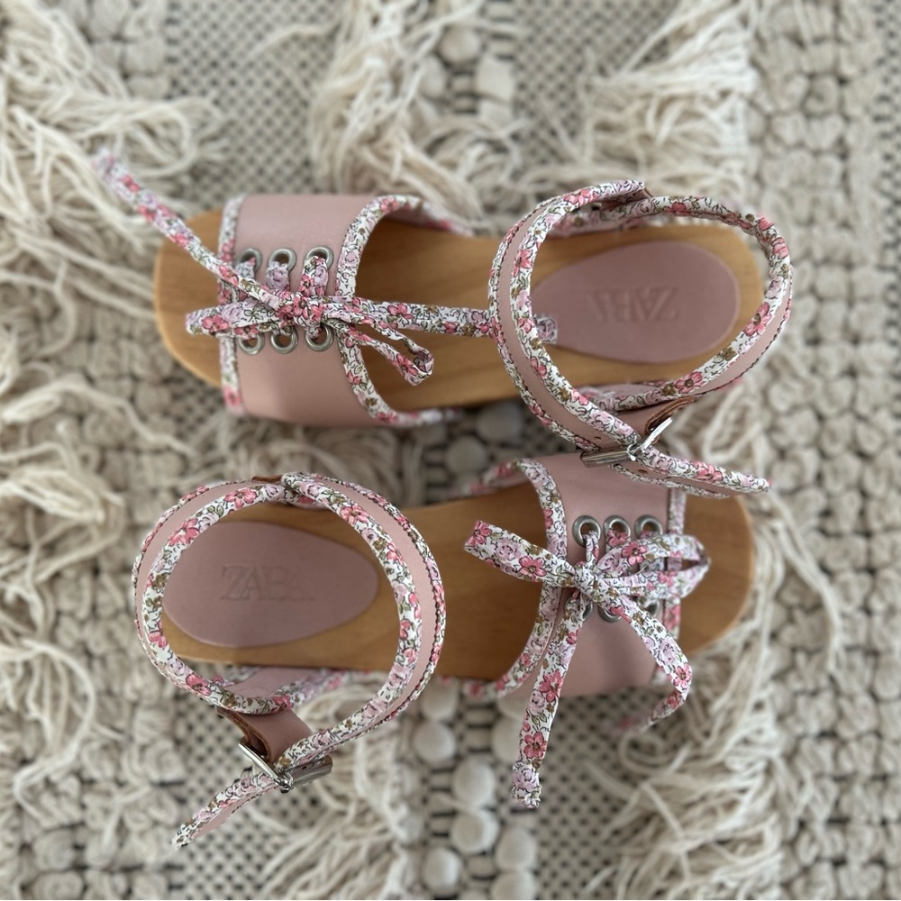 Zara girls floral clog sandals